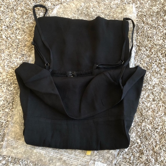 Reformation Beasley Dress - Black - Picture 4 of 7